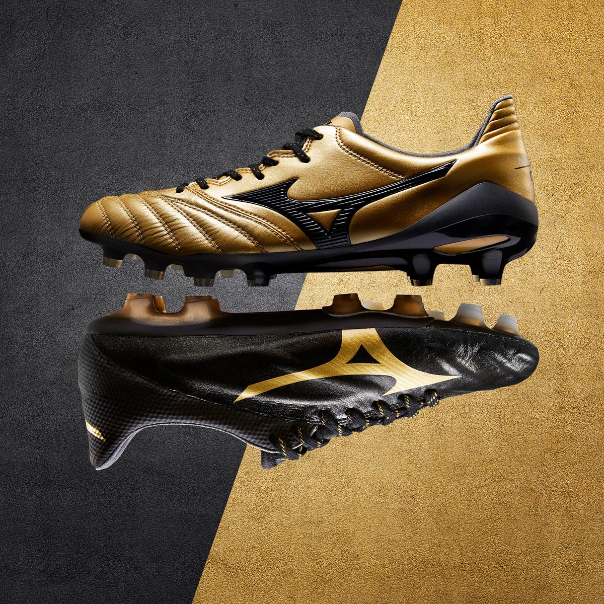 Gold mizuno football hot sale boots